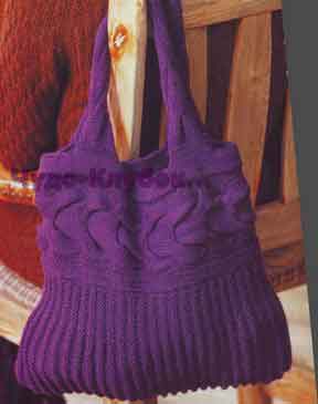 фото Вместительная фиолетовая сумка вязаная спицами 201